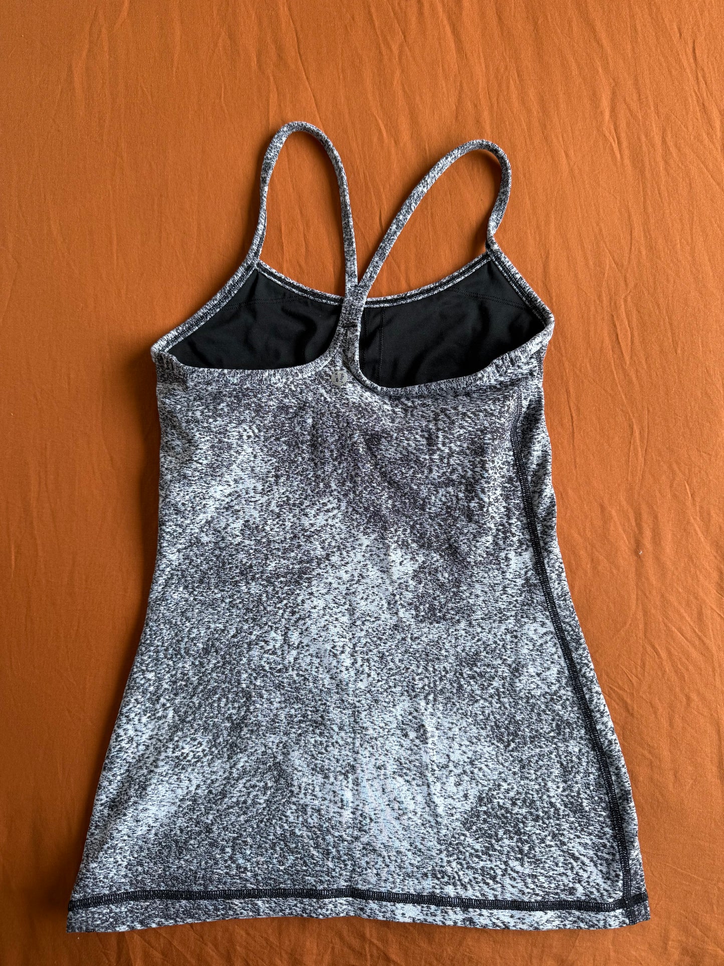 Lululemon Singlet - Size Lulu 4
