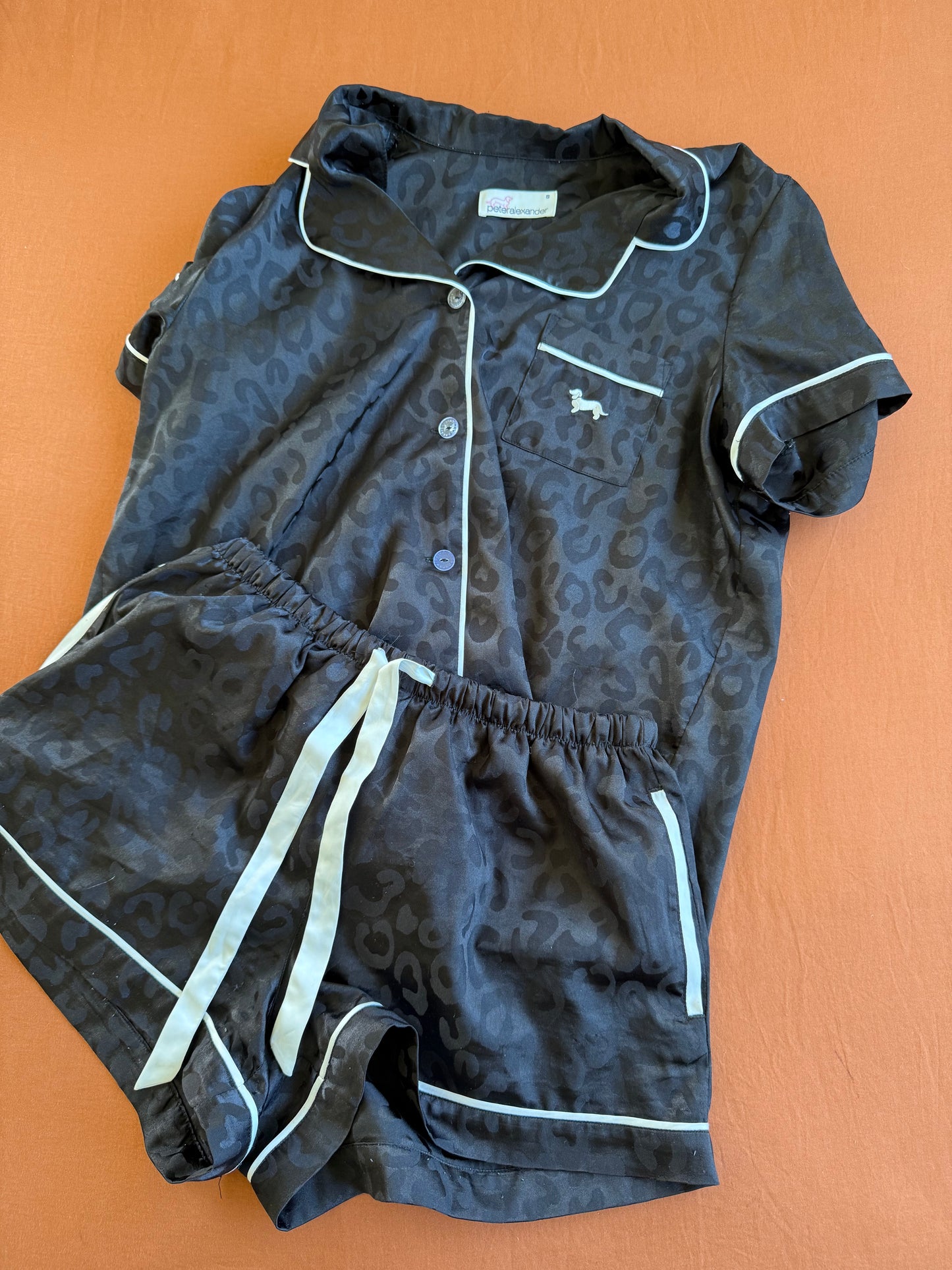 Peter Alexander set - Size small
