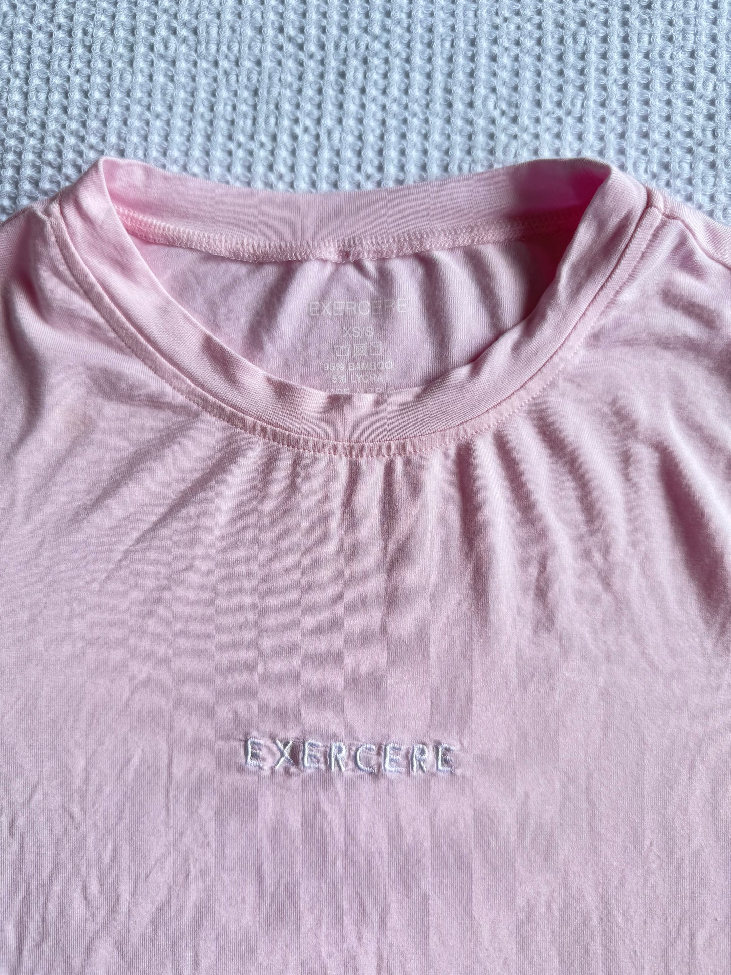 Exercere Tee - Size XS/S