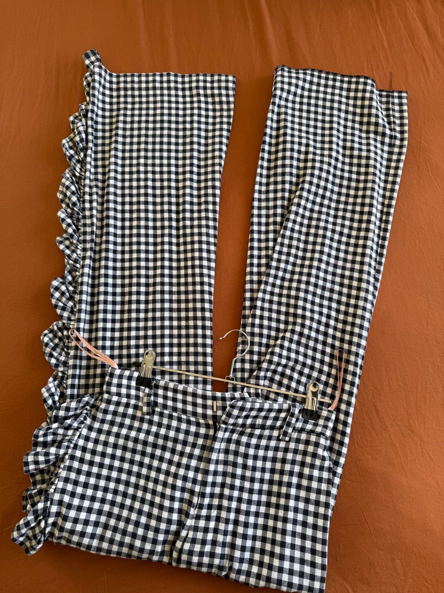 Maggie Marilyn Pants - Size 6