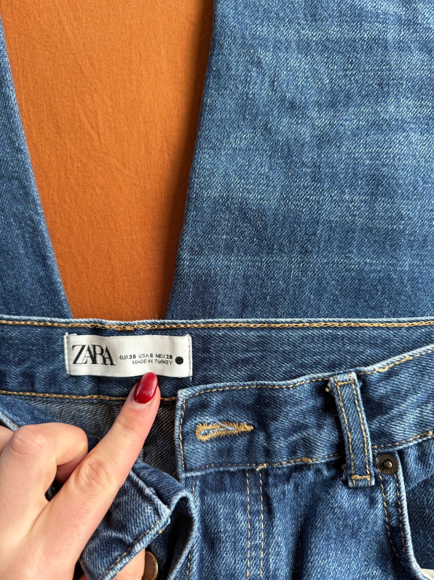 Zara Jeans - Size Eu 38
