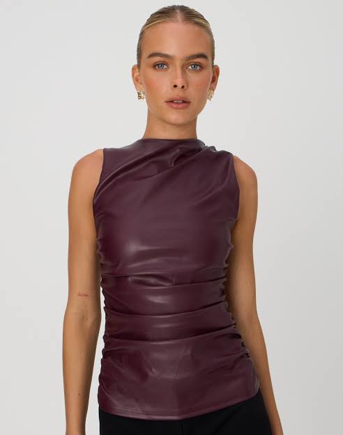 Glassons top - Size 8