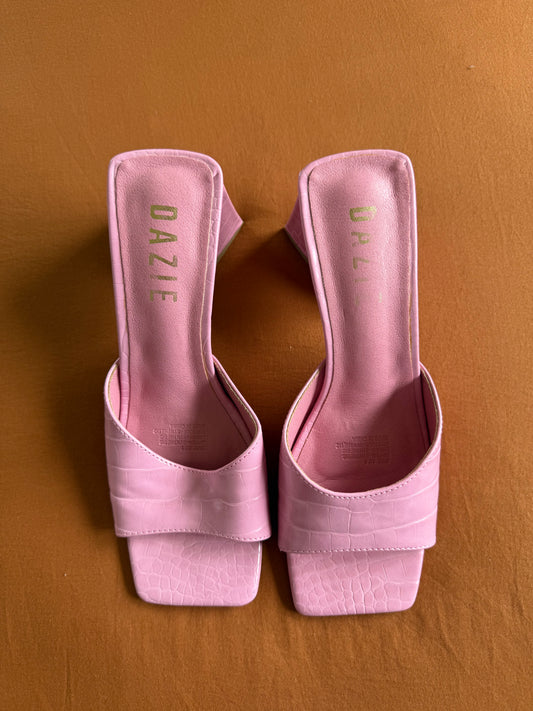 Dazie Heels - Size 8