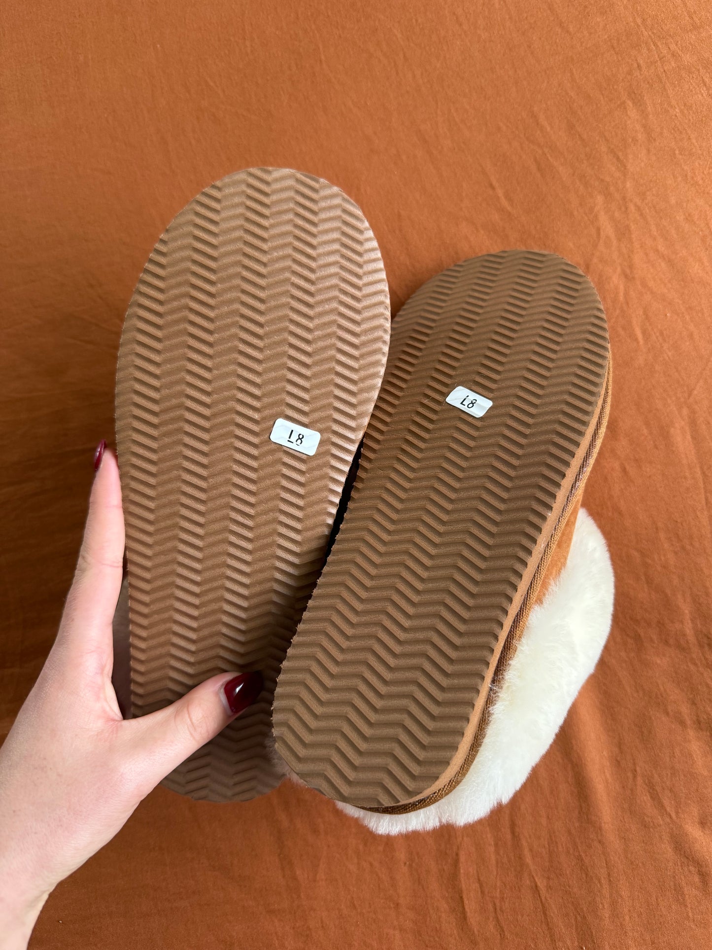 Wool Slides - Size L8