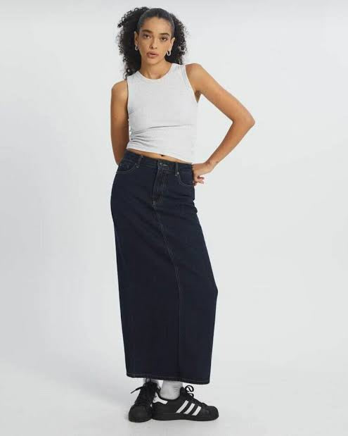 Glassons denim skirt - Size 8