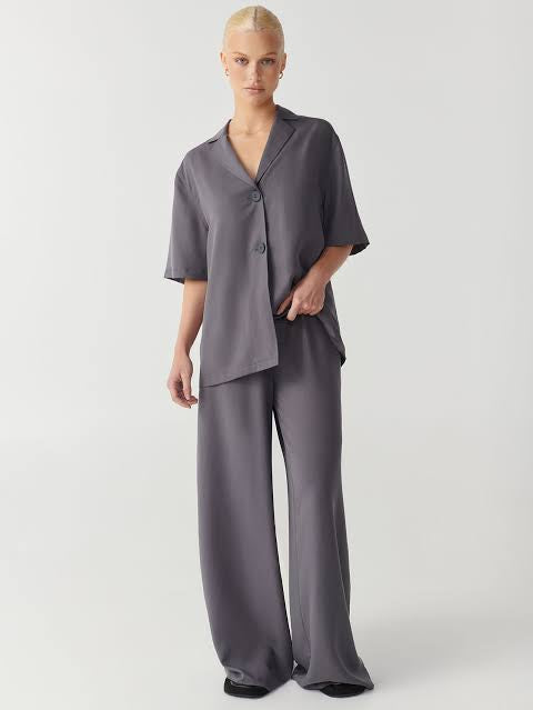 Raef The Label Button up - Size 10